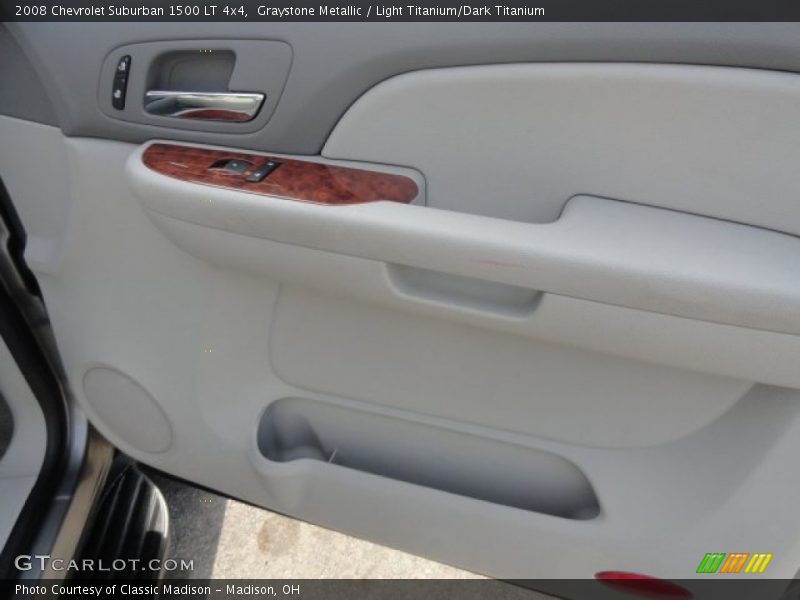 Graystone Metallic / Light Titanium/Dark Titanium 2008 Chevrolet Suburban 1500 LT 4x4