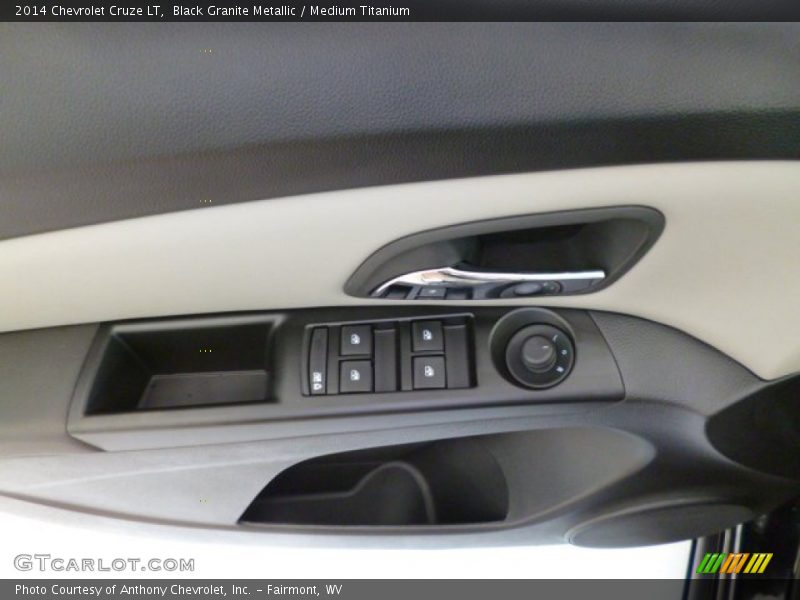 Black Granite Metallic / Medium Titanium 2014 Chevrolet Cruze LT