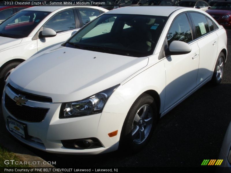 Summit White / Medium Titanium 2013 Chevrolet Cruze LT