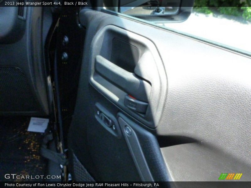 Black / Black 2013 Jeep Wrangler Sport 4x4