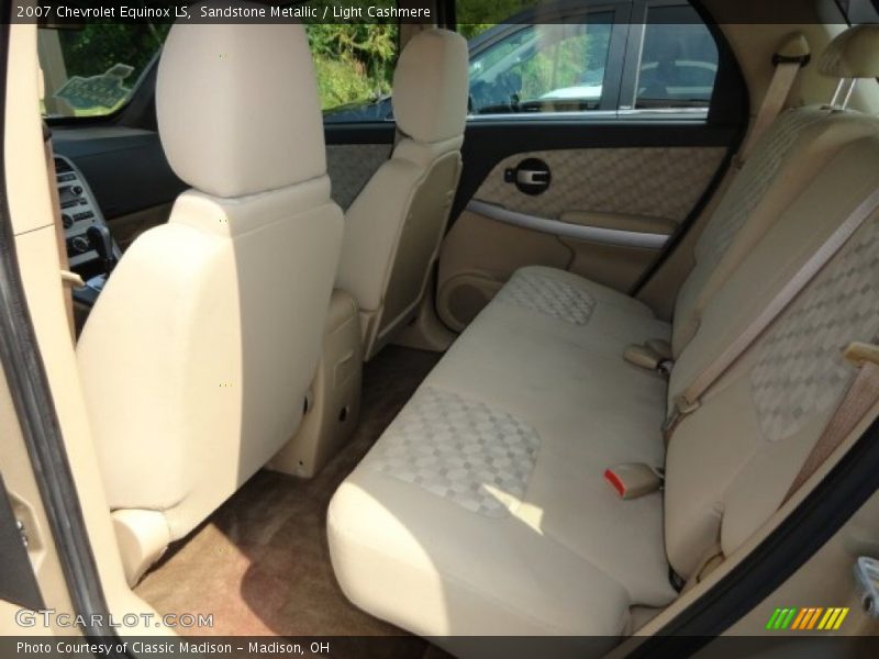 Sandstone Metallic / Light Cashmere 2007 Chevrolet Equinox LS