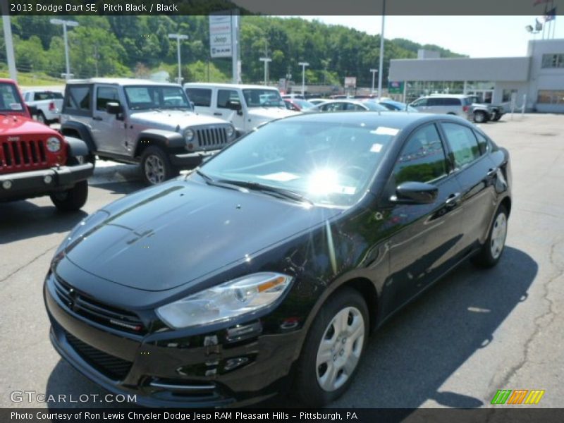 Pitch Black / Black 2013 Dodge Dart SE