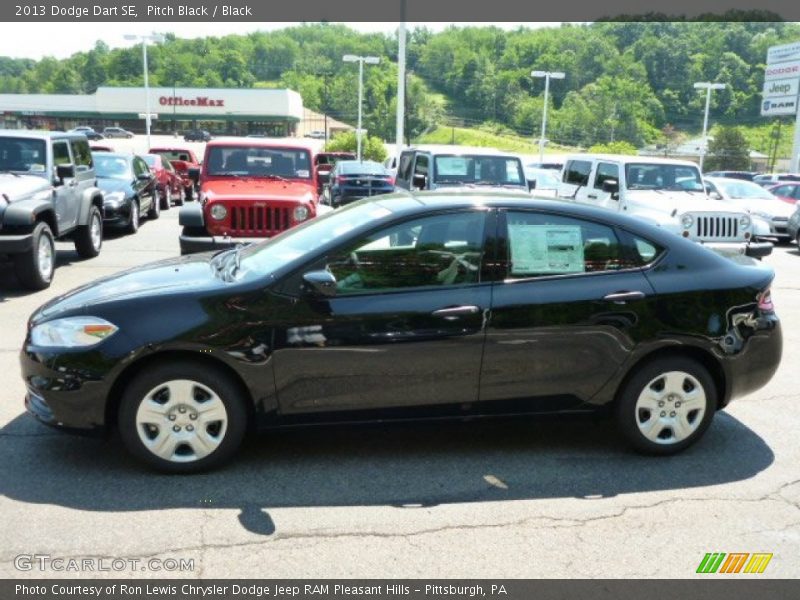 Pitch Black / Black 2013 Dodge Dart SE