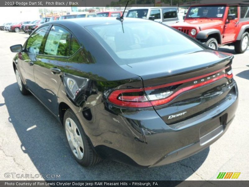 Pitch Black / Black 2013 Dodge Dart SE