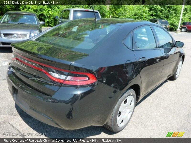 Pitch Black / Black 2013 Dodge Dart SE