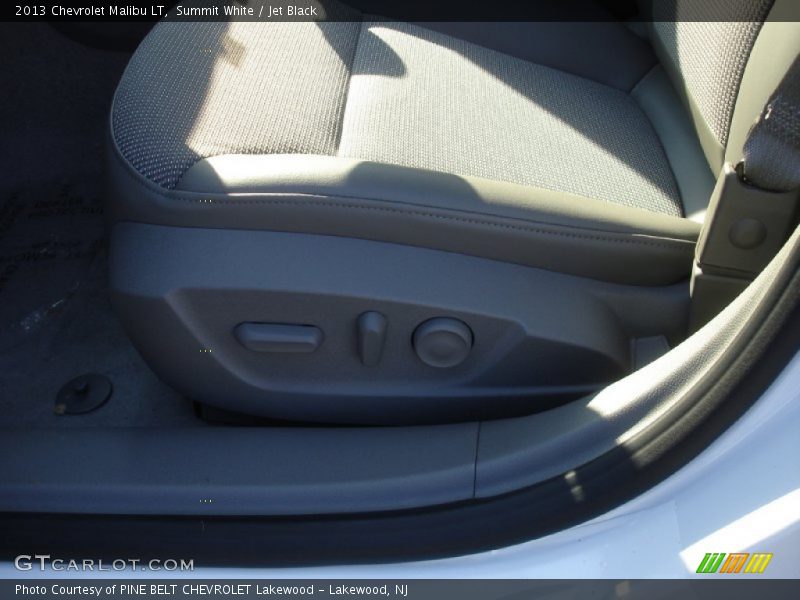 Summit White / Jet Black 2013 Chevrolet Malibu LT
