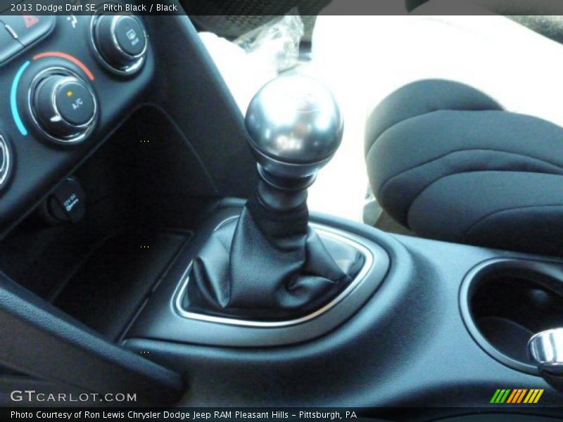 Pitch Black / Black 2013 Dodge Dart SE