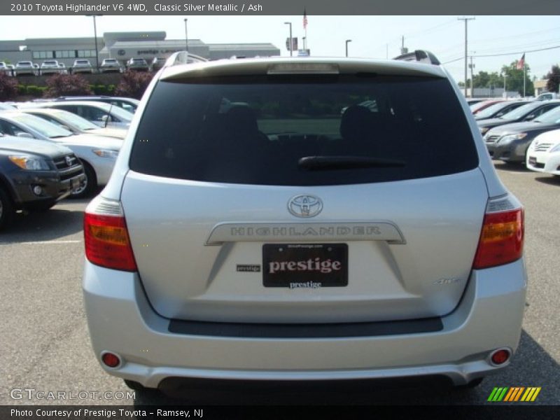 Classic Silver Metallic / Ash 2010 Toyota Highlander V6 4WD