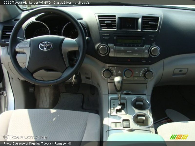 Classic Silver Metallic / Ash 2010 Toyota Highlander V6 4WD