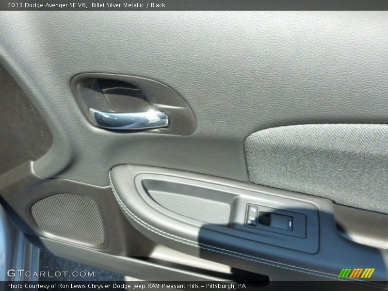 Billet Silver Metallic / Black 2013 Dodge Avenger SE V6