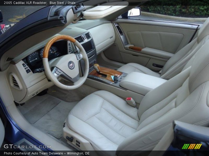 Blue Steel / Shale 2005 Cadillac XLR Roadster