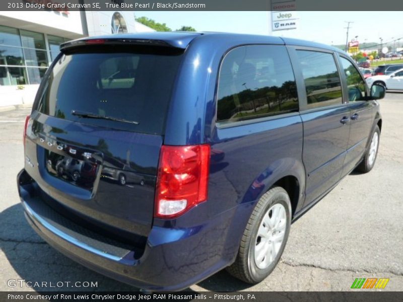 True Blue Pearl / Black/Sandstorm 2013 Dodge Grand Caravan SE