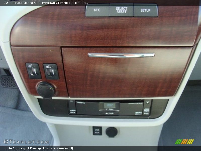 Predawn Gray Mica / Light Gray 2011 Toyota Sienna XLE