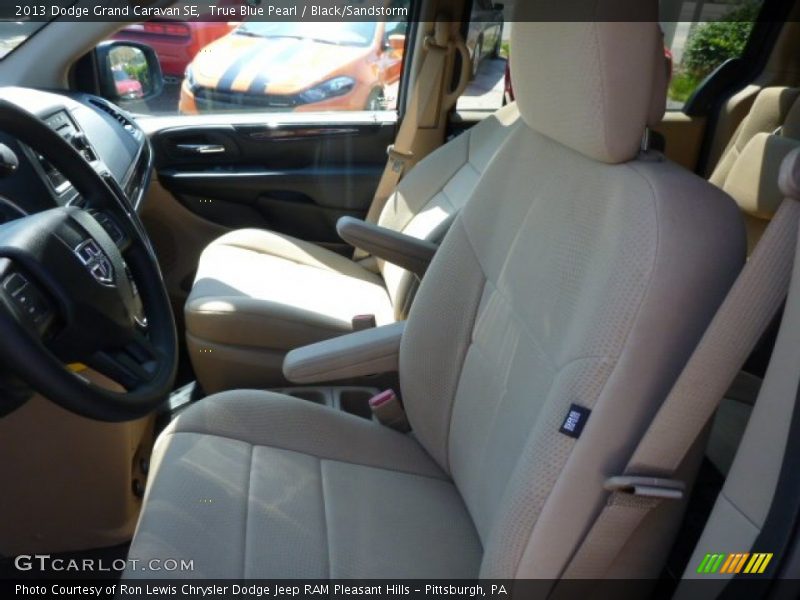 True Blue Pearl / Black/Sandstorm 2013 Dodge Grand Caravan SE