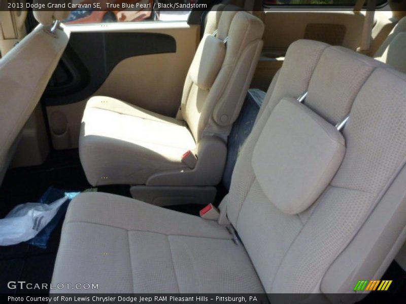 True Blue Pearl / Black/Sandstorm 2013 Dodge Grand Caravan SE