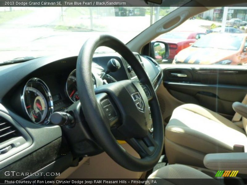 True Blue Pearl / Black/Sandstorm 2013 Dodge Grand Caravan SE