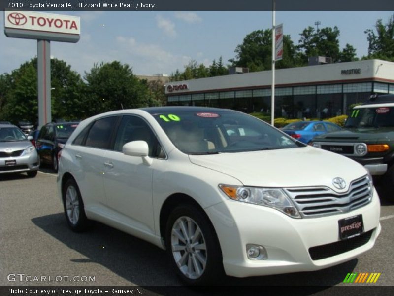 Blizzard White Pearl / Ivory 2010 Toyota Venza I4