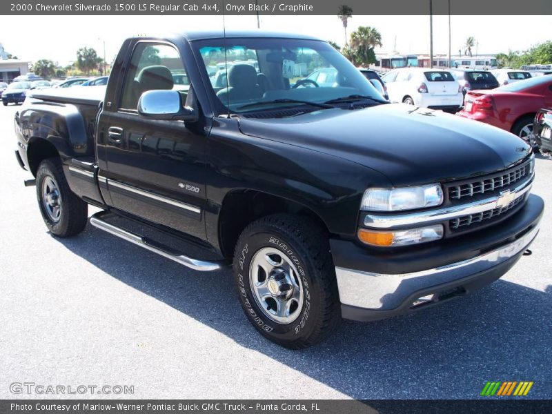 Onyx Black / Graphite 2000 Chevrolet Silverado 1500 LS Regular Cab 4x4