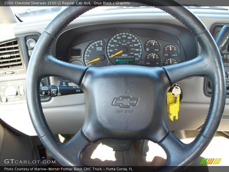 Onyx Black / Graphite 2000 Chevrolet Silverado 1500 LS Regular Cab 4x4