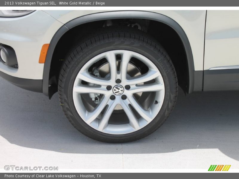 White Gold Metallic / Beige 2013 Volkswagen Tiguan SEL