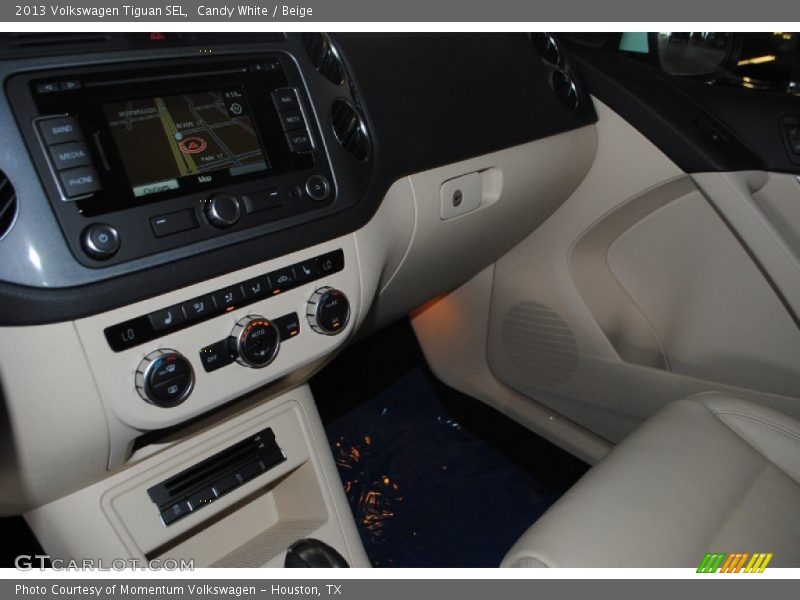 Candy White / Beige 2013 Volkswagen Tiguan SEL