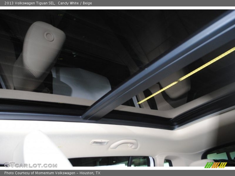 Candy White / Beige 2013 Volkswagen Tiguan SEL