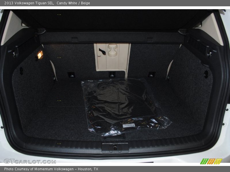 Candy White / Beige 2013 Volkswagen Tiguan SEL