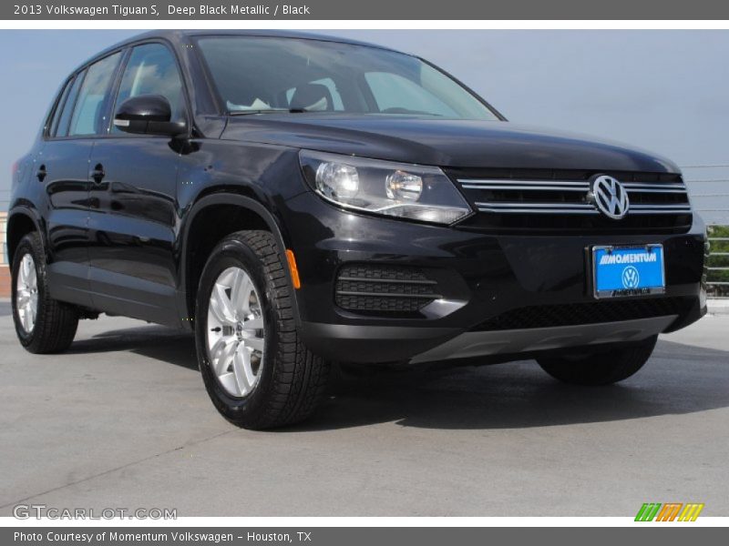 Deep Black Metallic / Black 2013 Volkswagen Tiguan S