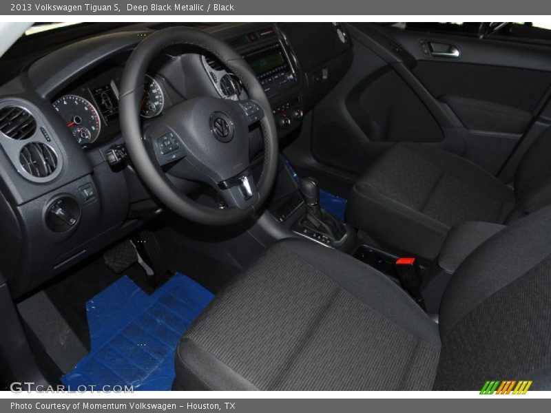 Deep Black Metallic / Black 2013 Volkswagen Tiguan S