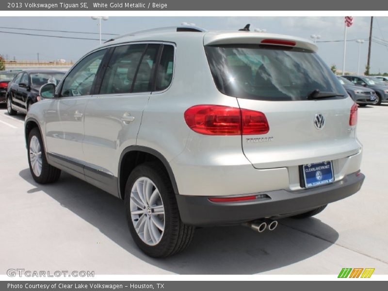 White Gold Metallic / Beige 2013 Volkswagen Tiguan SE