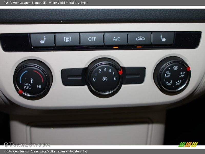 White Gold Metallic / Beige 2013 Volkswagen Tiguan SE