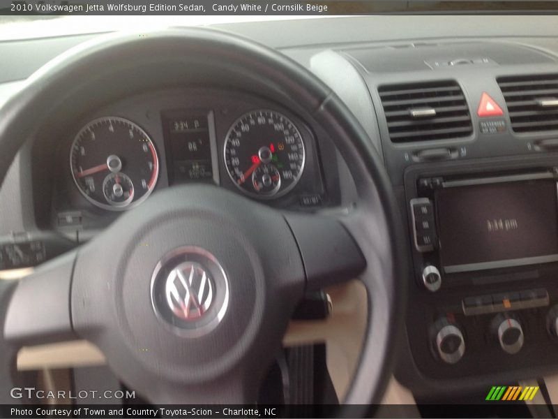 Candy White / Cornsilk Beige 2010 Volkswagen Jetta Wolfsburg Edition Sedan