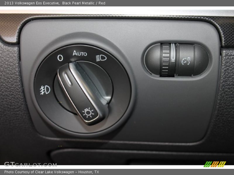 Black Pearl Metallic / Red 2013 Volkswagen Eos Executive