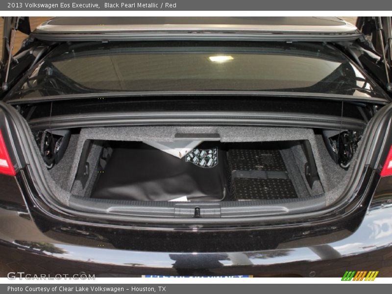 Black Pearl Metallic / Red 2013 Volkswagen Eos Executive