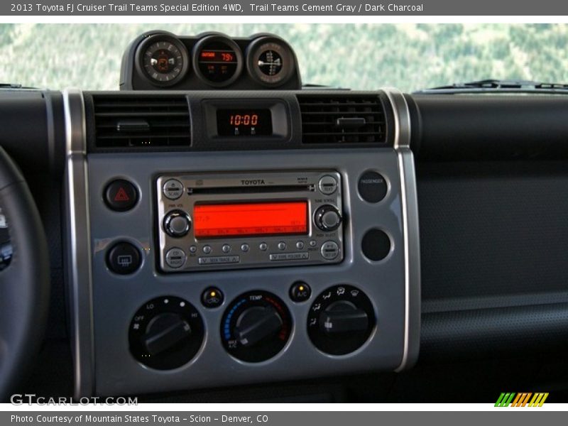 Trail Teams Cement Gray / Dark Charcoal 2013 Toyota FJ Cruiser Trail Teams Special Edition 4WD