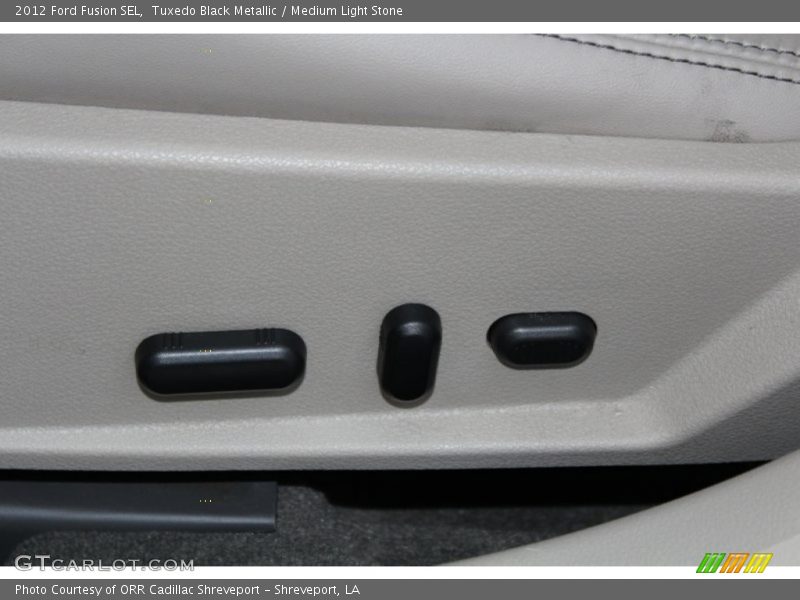 Tuxedo Black Metallic / Medium Light Stone 2012 Ford Fusion SEL