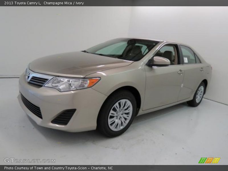 Champagne Mica / Ivory 2013 Toyota Camry L