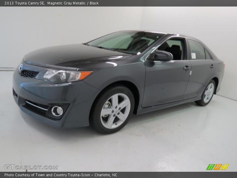 Magnetic Gray Metallic / Black 2013 Toyota Camry SE