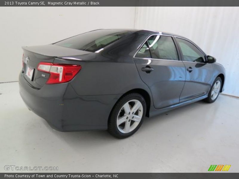Magnetic Gray Metallic / Black 2013 Toyota Camry SE