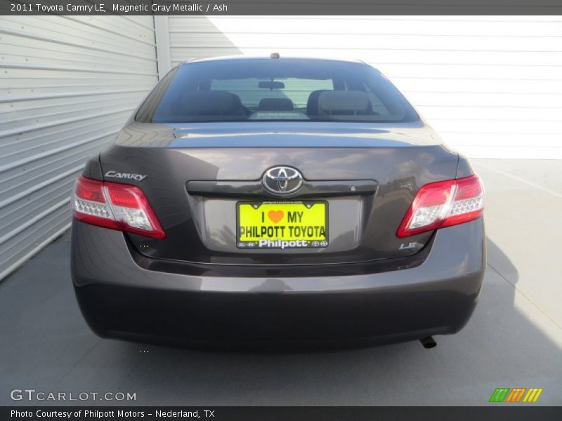 Magnetic Gray Metallic / Ash 2011 Toyota Camry LE