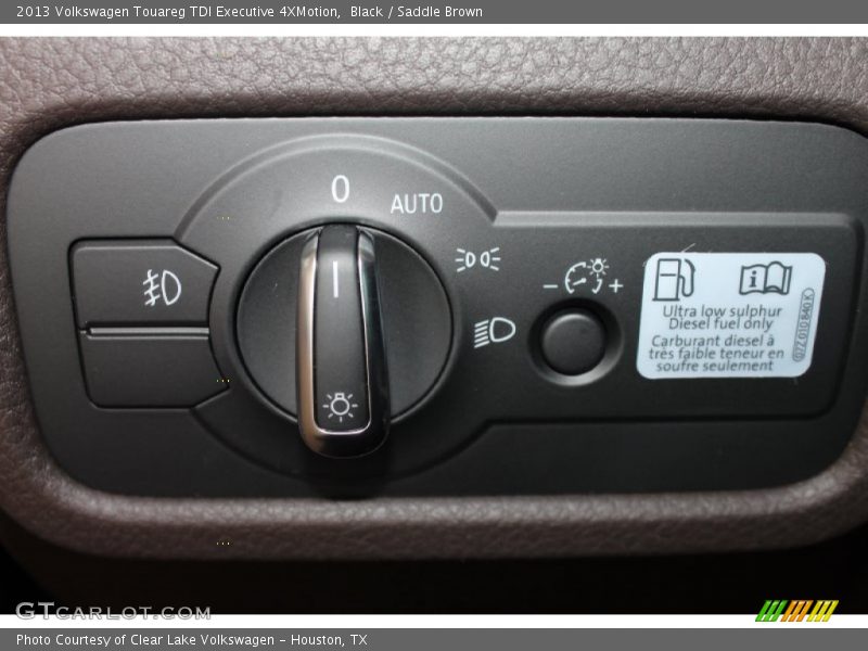 Black / Saddle Brown 2013 Volkswagen Touareg TDI Executive 4XMotion