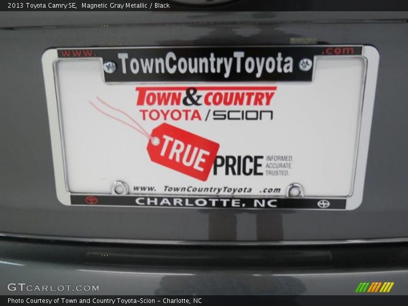 Magnetic Gray Metallic / Black 2013 Toyota Camry SE