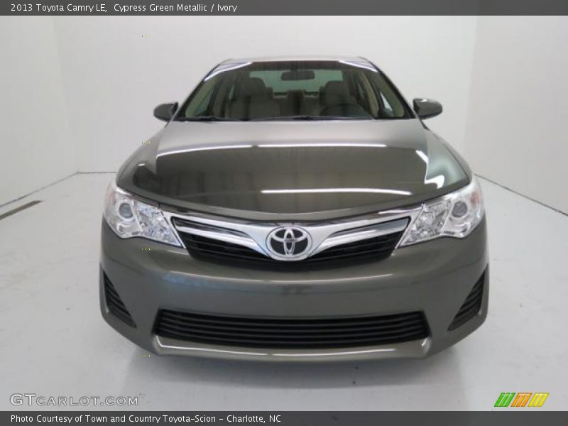 Cypress Green Metallic / Ivory 2013 Toyota Camry LE