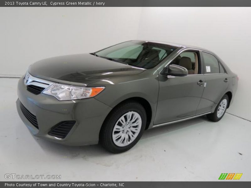 Cypress Green Metallic / Ivory 2013 Toyota Camry LE