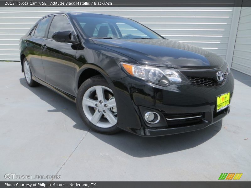 Attitude Black Metallic / Black/Ash 2013 Toyota Camry SE