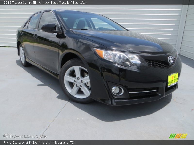 Attitude Black Metallic / Black/Ash 2013 Toyota Camry SE