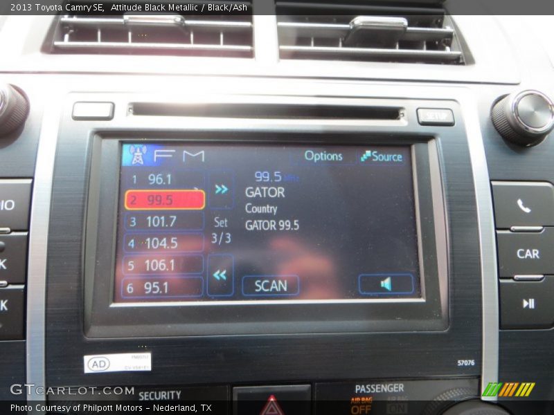 Attitude Black Metallic / Black/Ash 2013 Toyota Camry SE