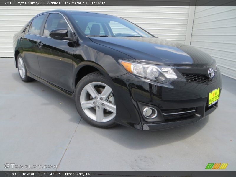 Attitude Black Metallic / Black/Ash 2013 Toyota Camry SE