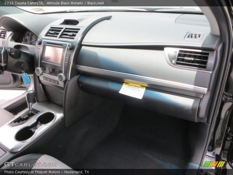 Attitude Black Metallic / Black/Ash 2013 Toyota Camry SE