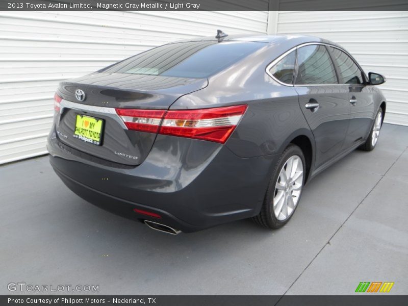 Magnetic Gray Metallic / Light Gray 2013 Toyota Avalon Limited